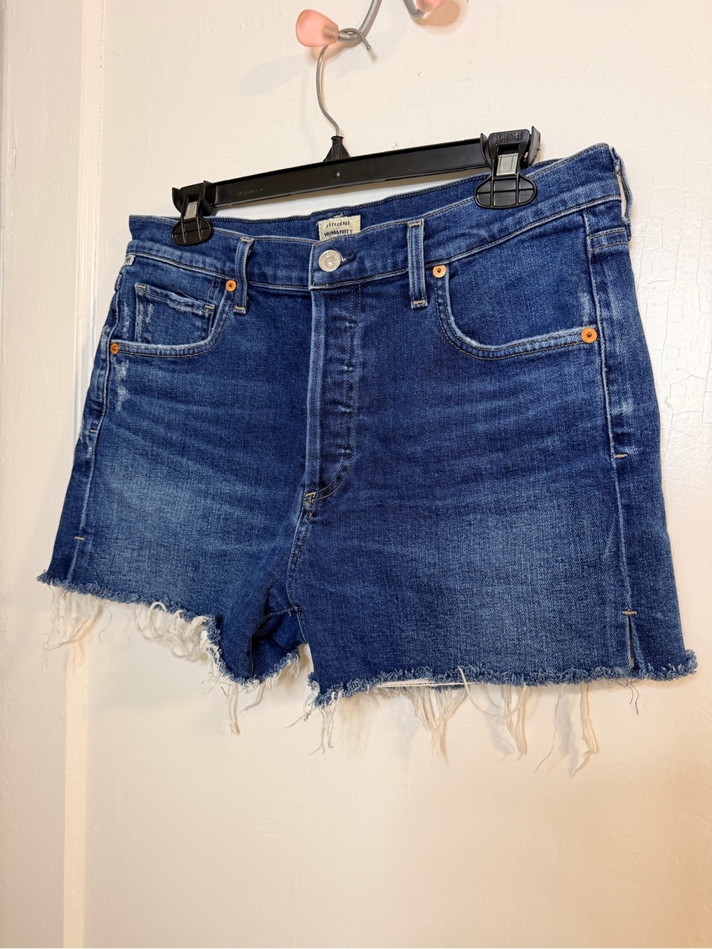 Citizens Of Humanity Dark Blue High-Rise Frayed Jean Shorts - Picture 5 of 9